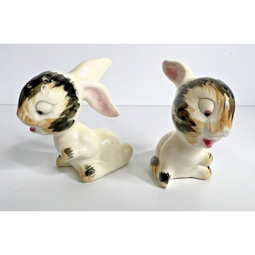 Vintage Bunny Rabbits Salt & Pepper Shakers Japan Anthropomorphic Cottagecore